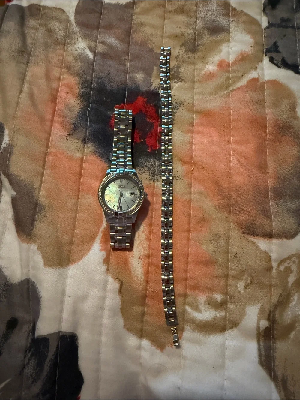 EUC Women’s Citizen Pearl Face Swarovski Crystal Watch and Bracelet Set